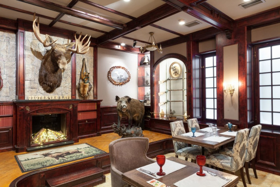 Охотничий клуб, Ресторан, ул. Новгородская - Санкт-Петербург - Tabler