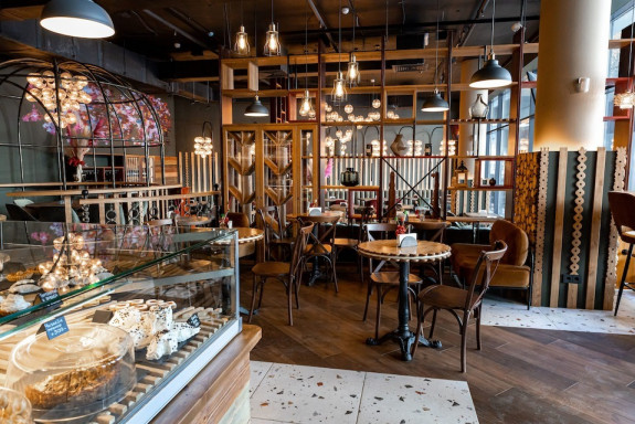 Lark Rise Cafe Lark Cafe, Кафе, пр. Невельского - Москва - Tabler