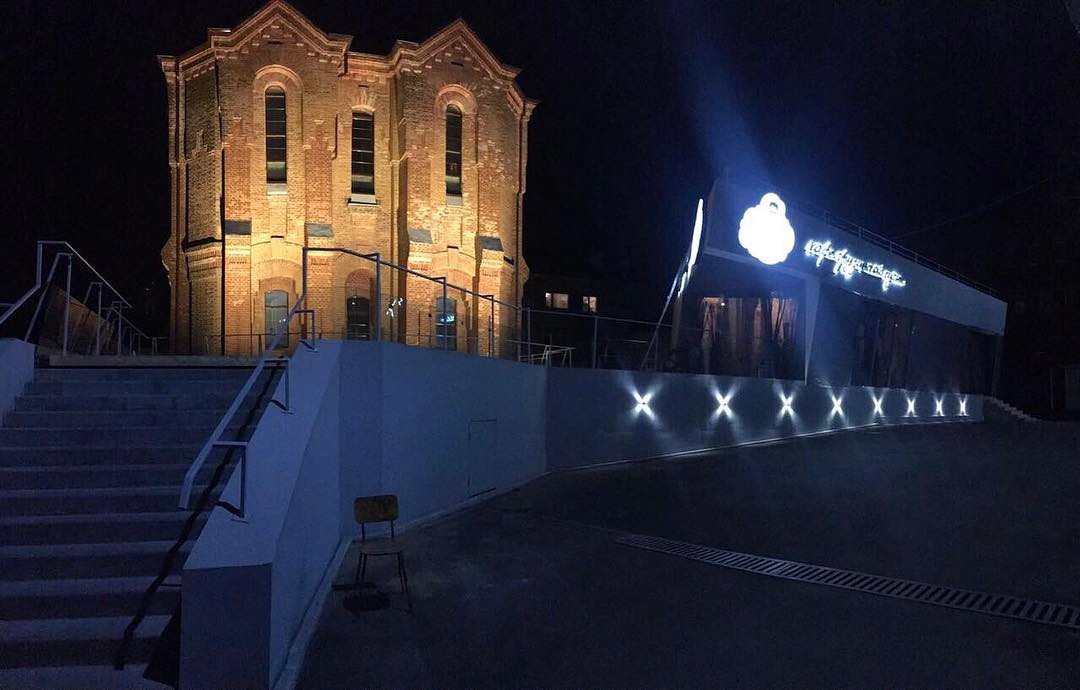 Кафе сациви хабаровск меню. Ланинский переулок владивосток. Наш сациви владивосток. Ланинский переулок 3 владивосток сациви. Сациви владивосток.